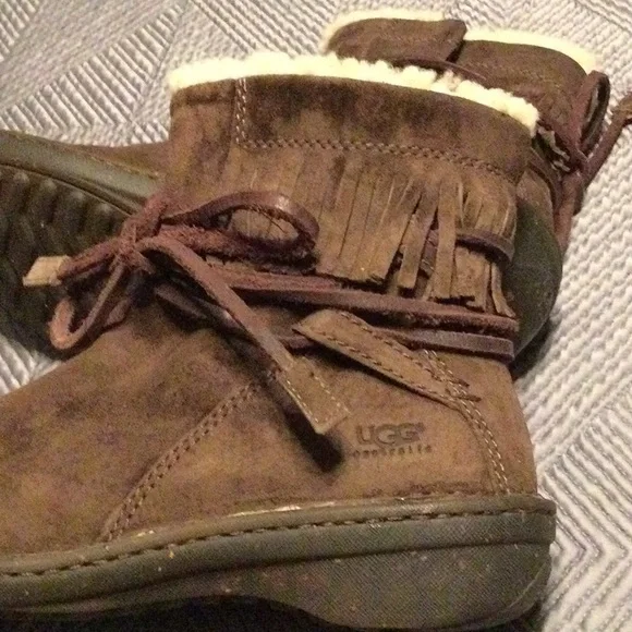 UGG size 8 brown suede boots for women - Picture 5 of 10